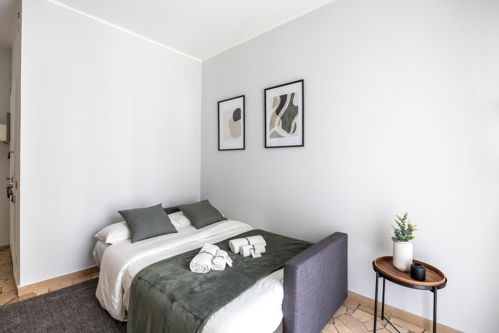 8 Min Dalla Metro Casa Elegante Con Netflix E Wifi Milano Exterior foto